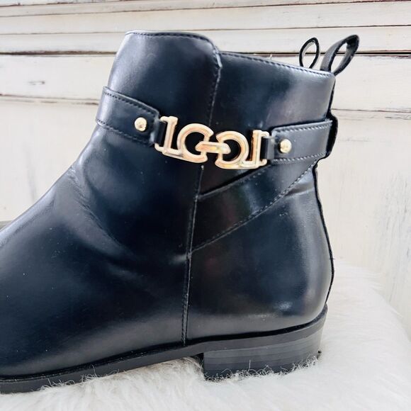 Liz Claiborne Black Vegan Leather Gold Emblem Comfort Low Heel Boots Size 10 - Picture 3 of 8